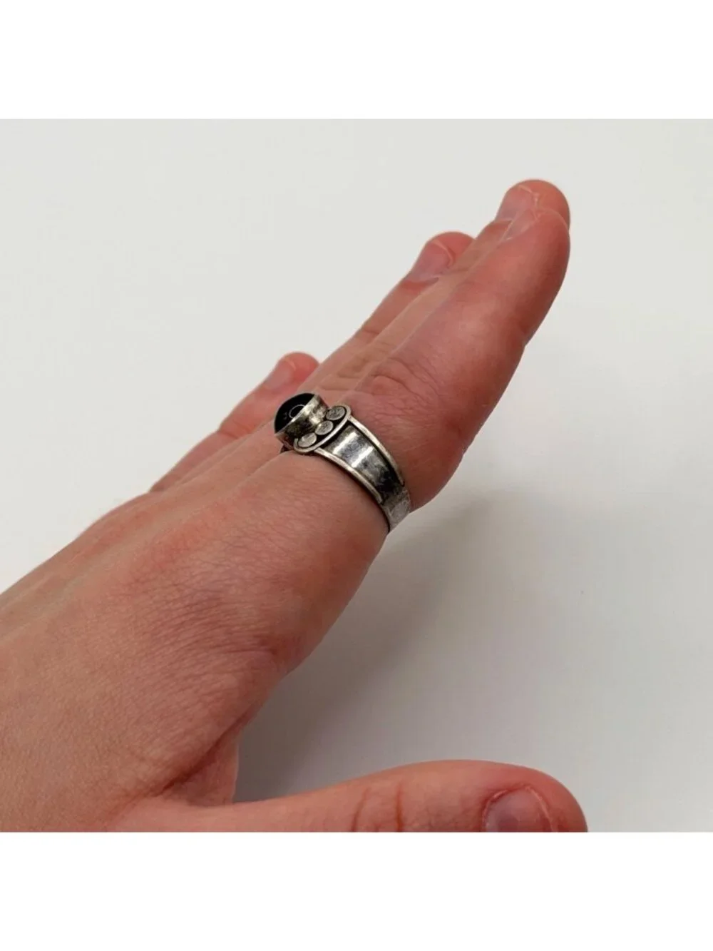 925 Sterling Silver Black Onyx Ring With Modernist Design
